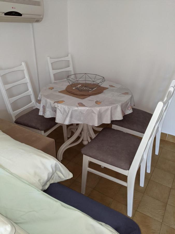 Emilija Apartments Privlaka Privlaka  Luaran gambar