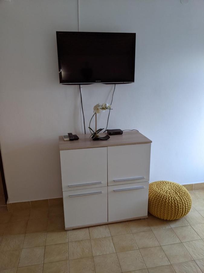 Emilija Apartments Privlaka Privlaka  Luaran gambar